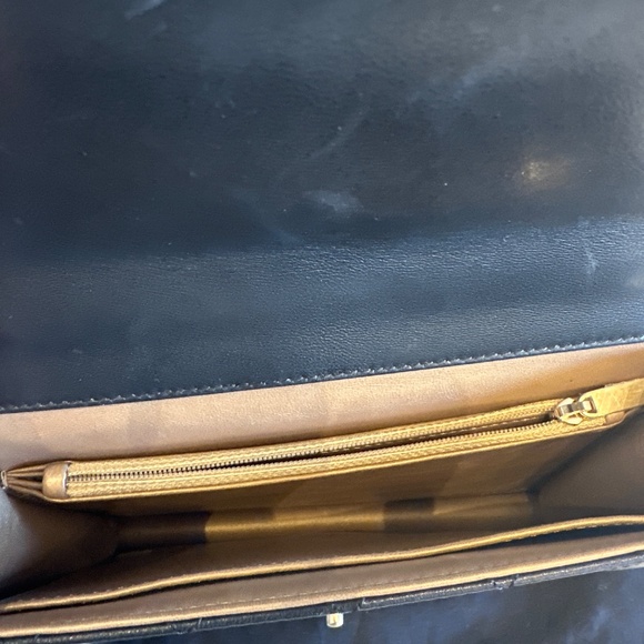 CHANEL Small Single Flap Pearl Chain Lambskin Gold Hardware – PERFECT + CARD - Picture 5 of 5